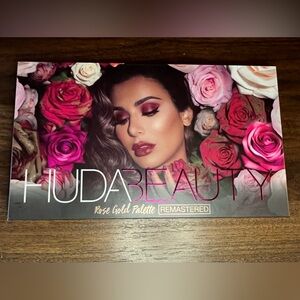Huda Beauty Rose Gold Palette Remastered